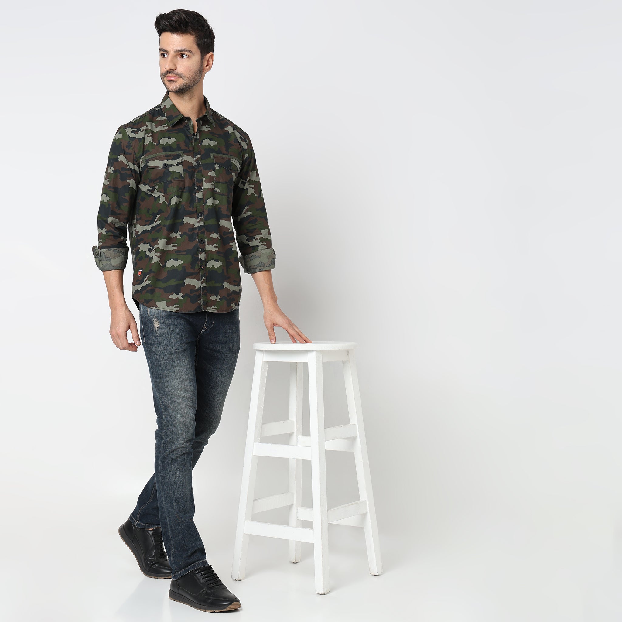 Camouflage shirt best sale with jeans