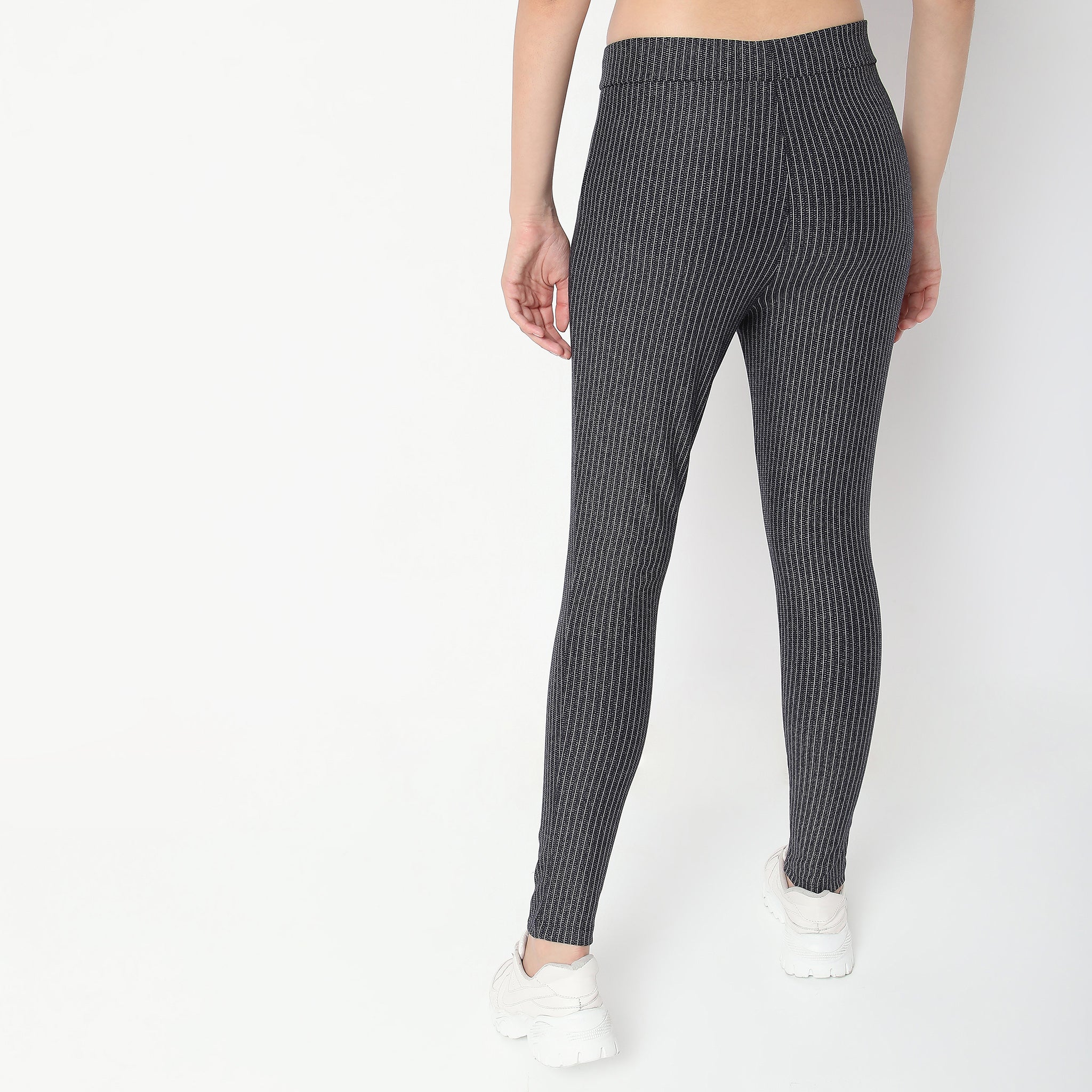 Regular Fit Striped Mid Rise jeggings