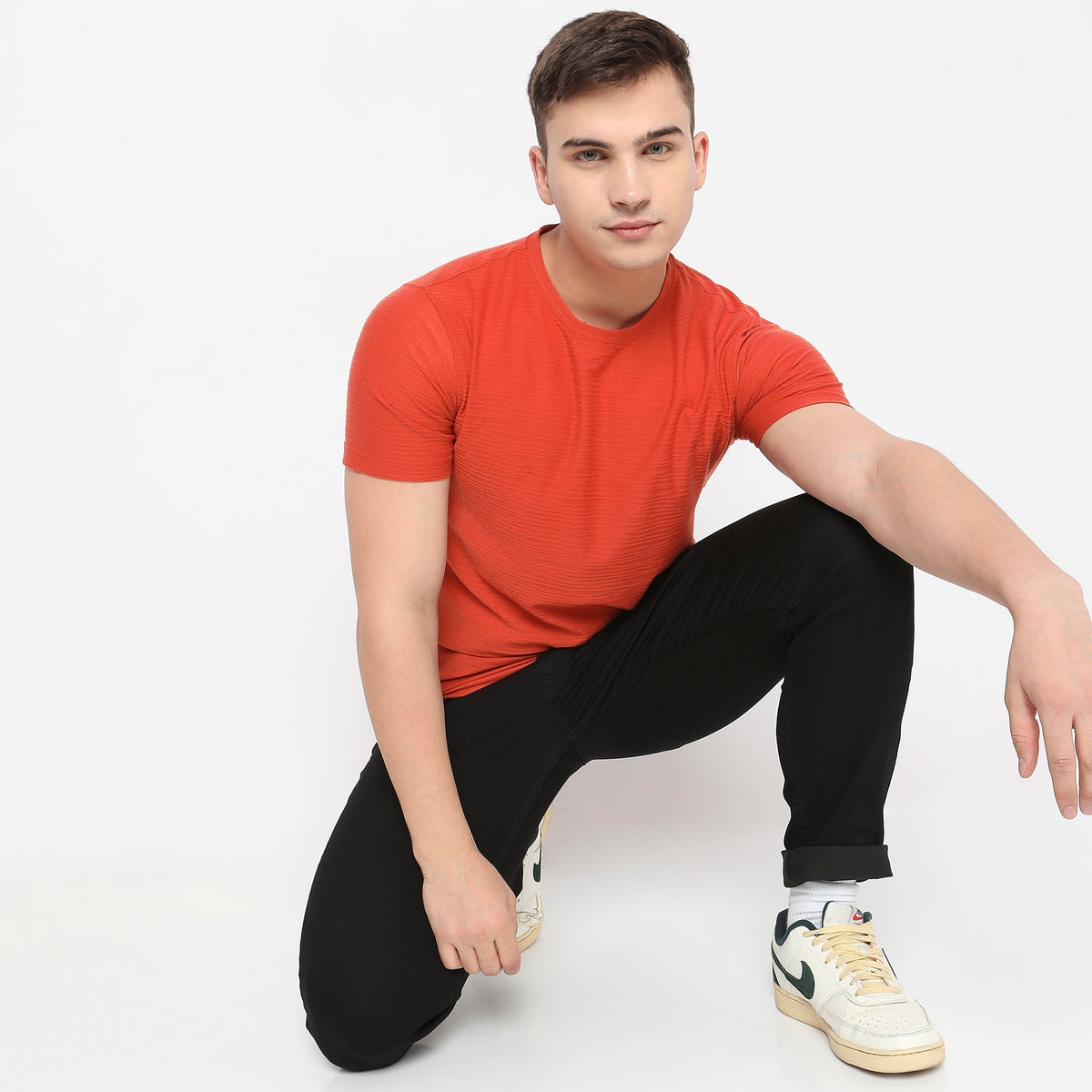 Men Wearing Regular Fit Structured T-Shirt