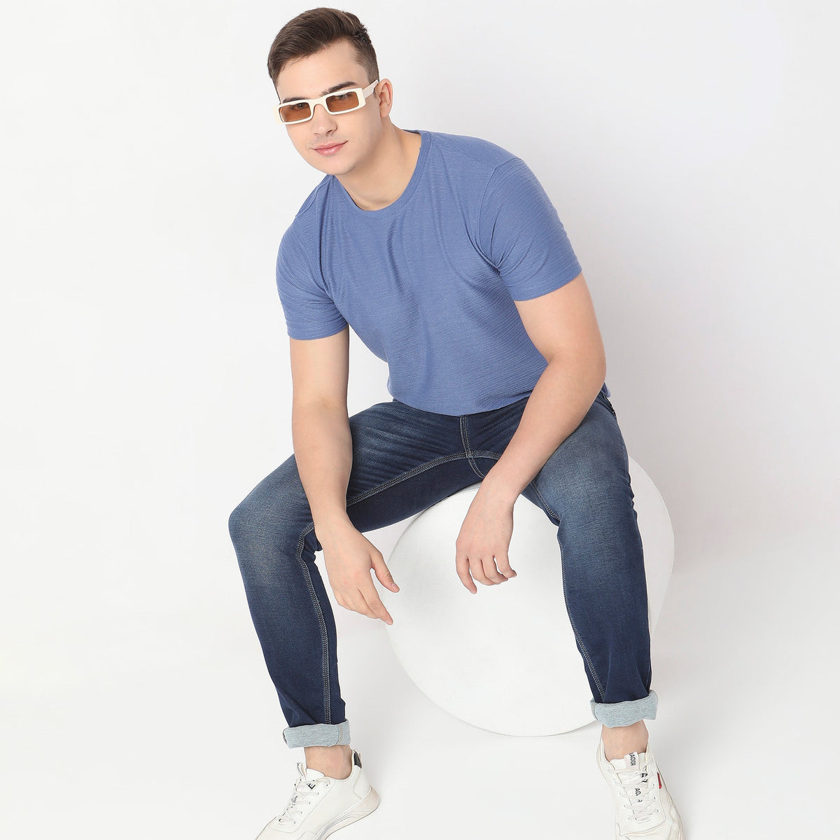 Men Wearing Regular Fit Structured T-Shirt
