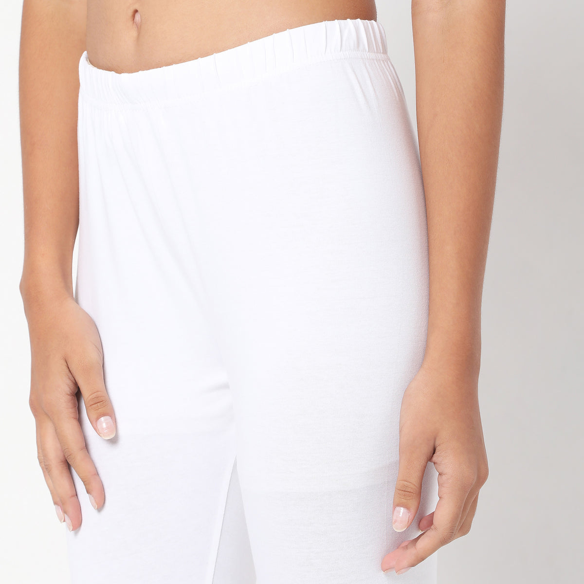 Buy Women Slim Fit Solid Ankle Length High Rise Leggings  - Style Union