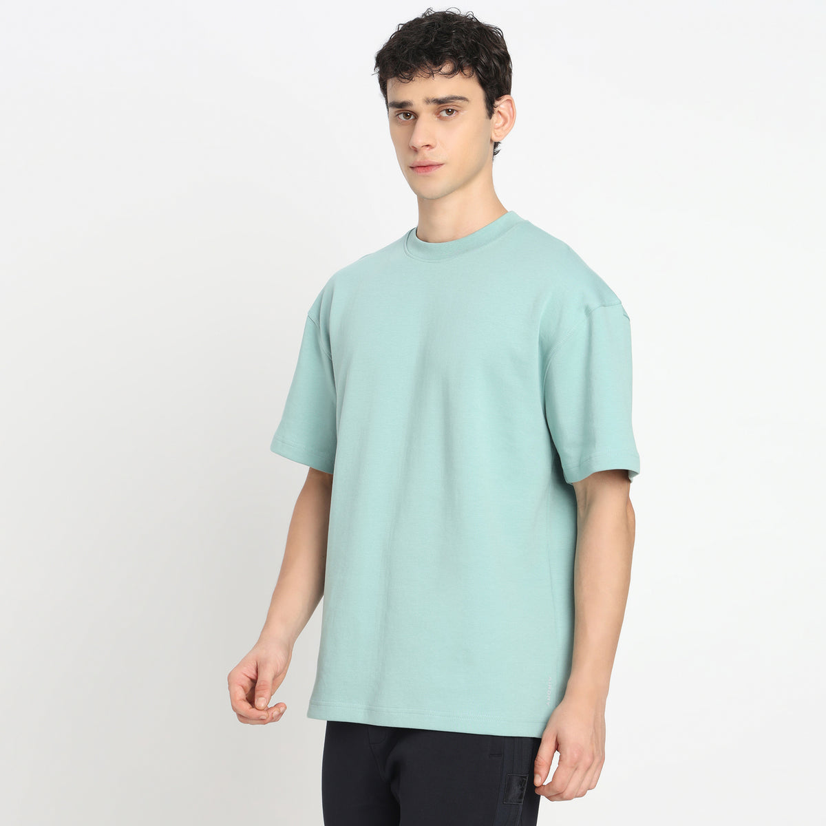 Airess Oversize Solid T-Shirt