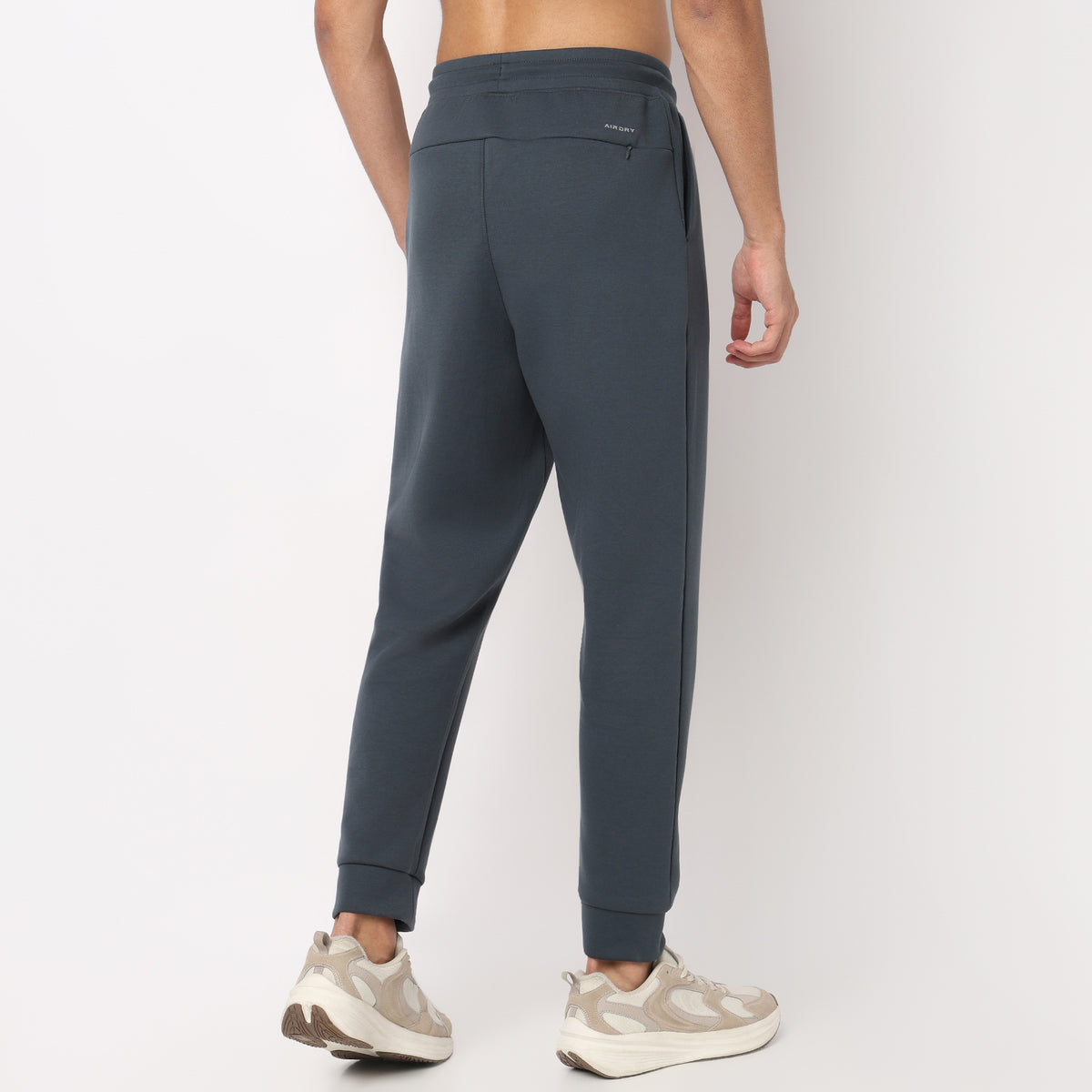 Ultimate Travel Solid Trackpants