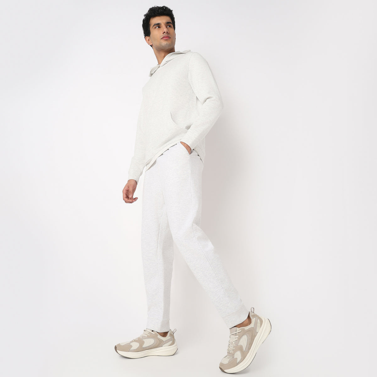 Ultimate Travel Solid Trackpants