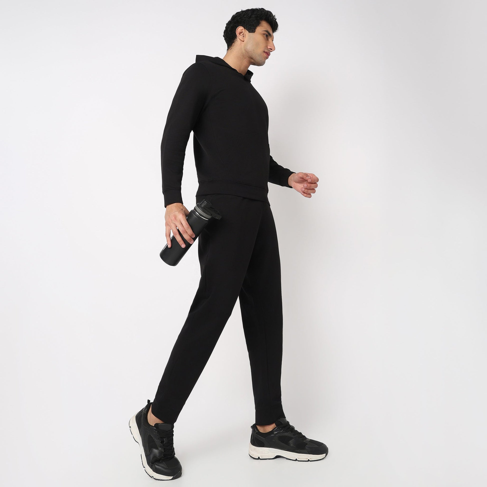 Regular Fit Solid Mid Rise Trackpants