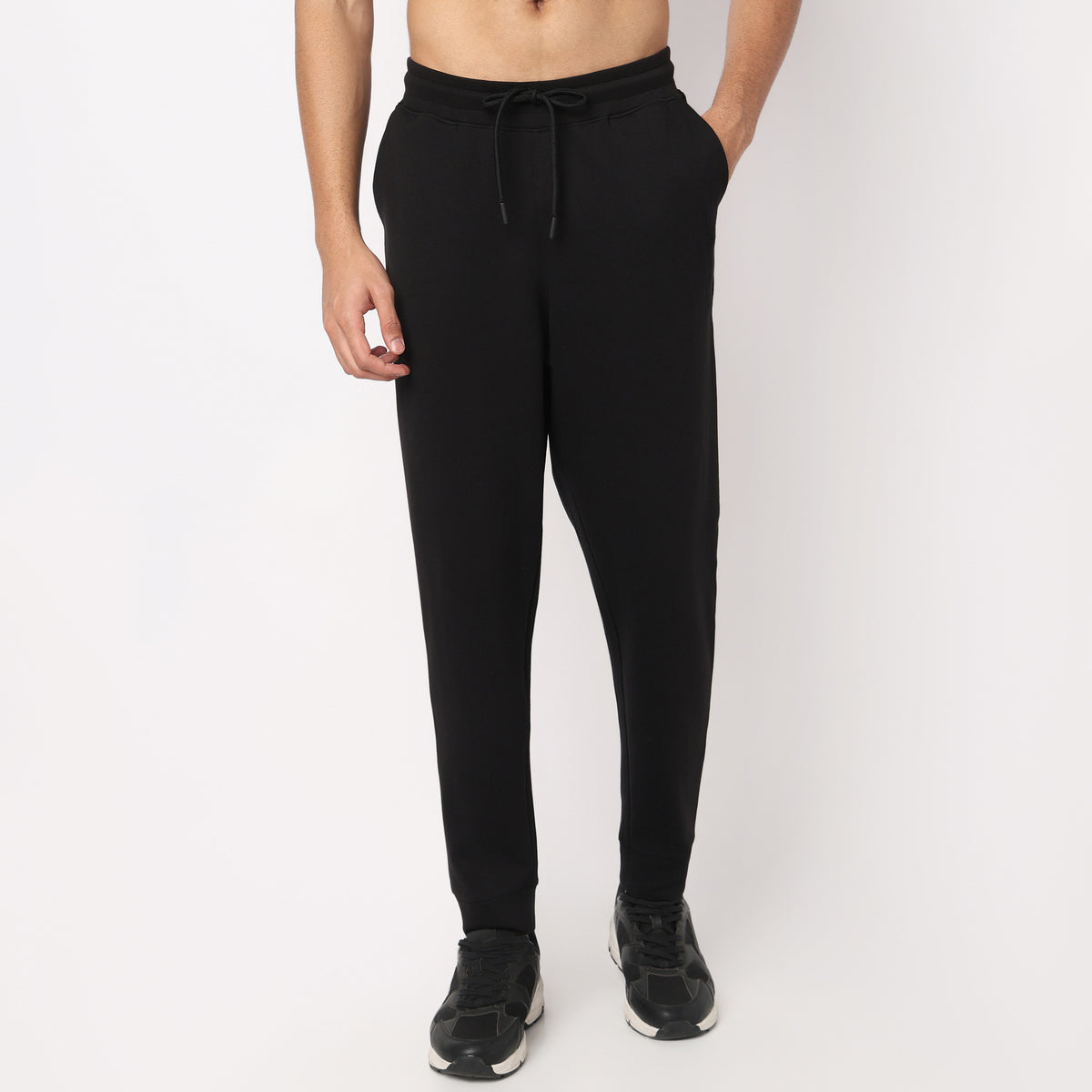 Ultimate Travel Solid Trackpants