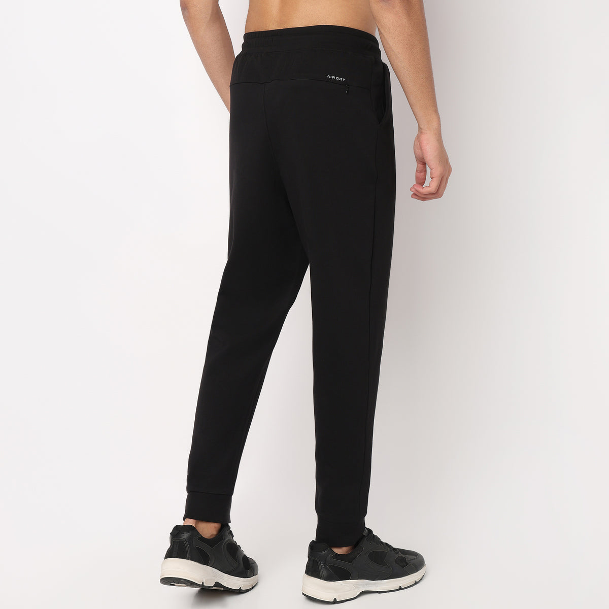 Ultimate Travel Solid Trackpants