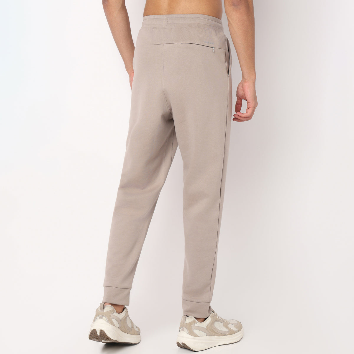 Ultimate Travel Solid Trackpants