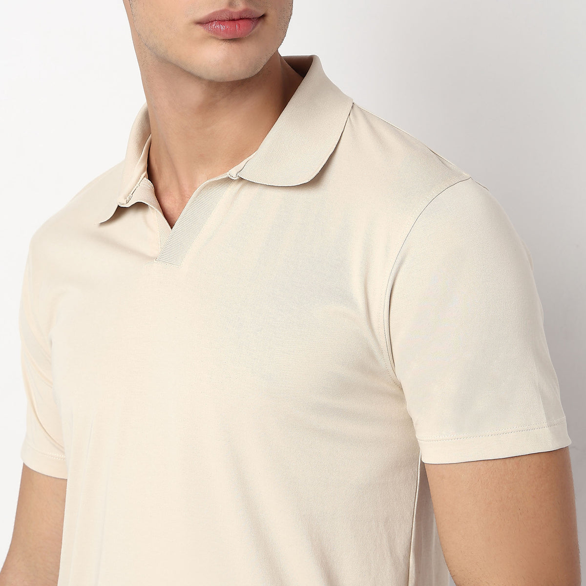 Air Polo Solid T-Shirt