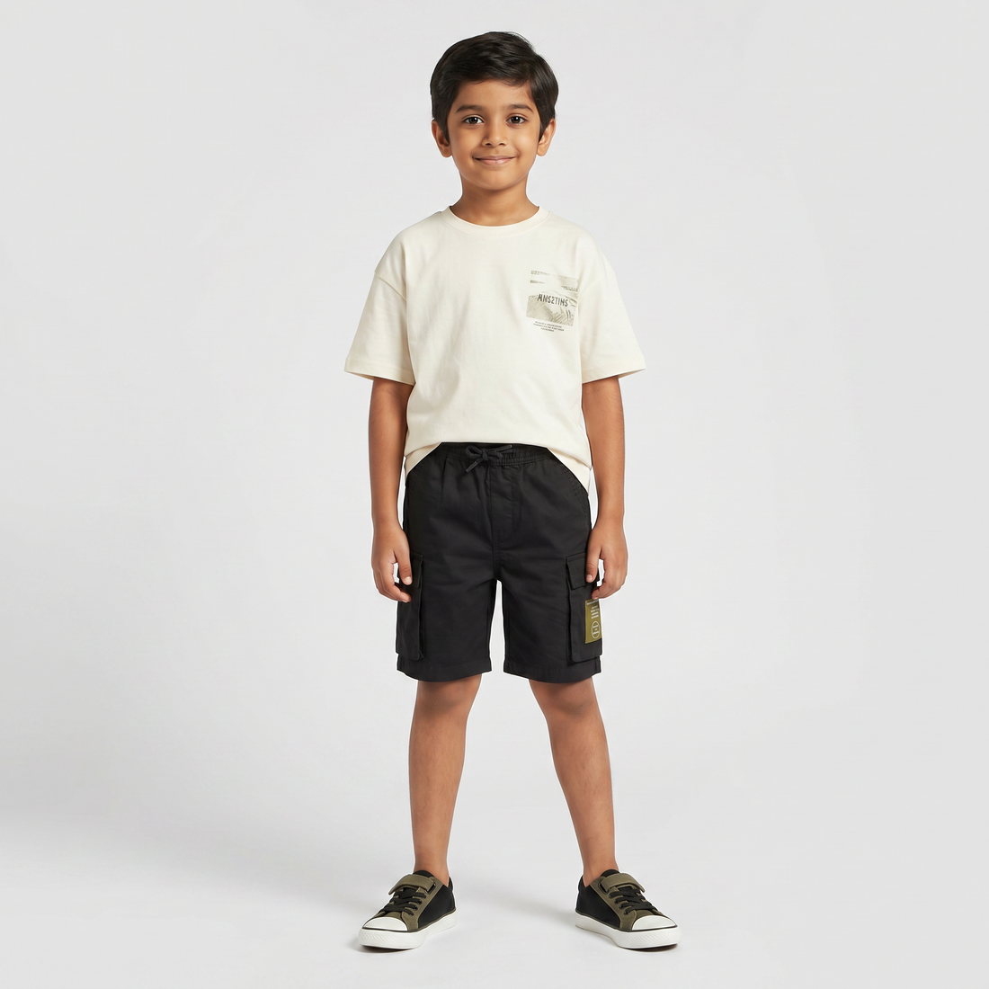 Boys Cotton Solid Mid Rise Shorts