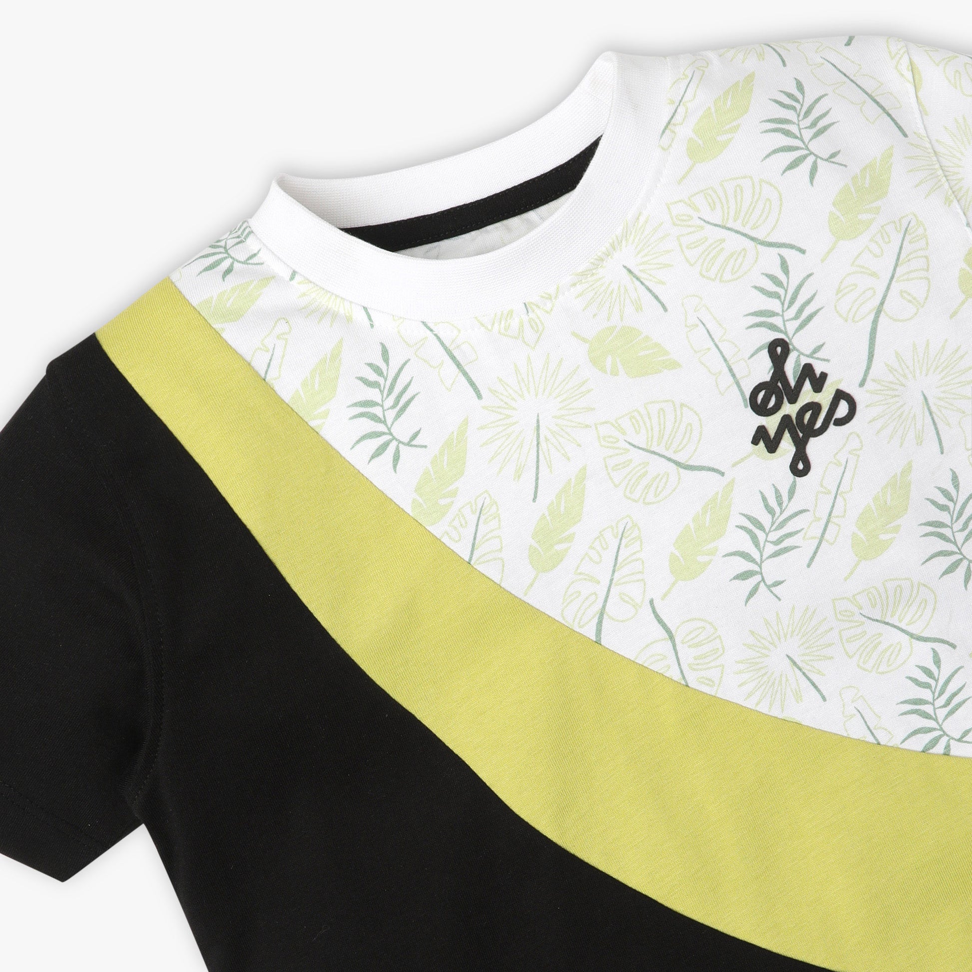 Boys Regular Fit All Over Print Crew Neck Half Sleeve T-Shirt