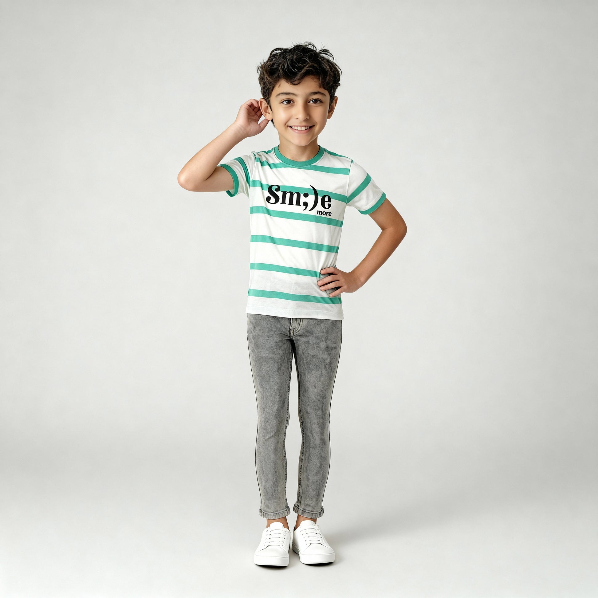 Boys Crew Neck Graphitee