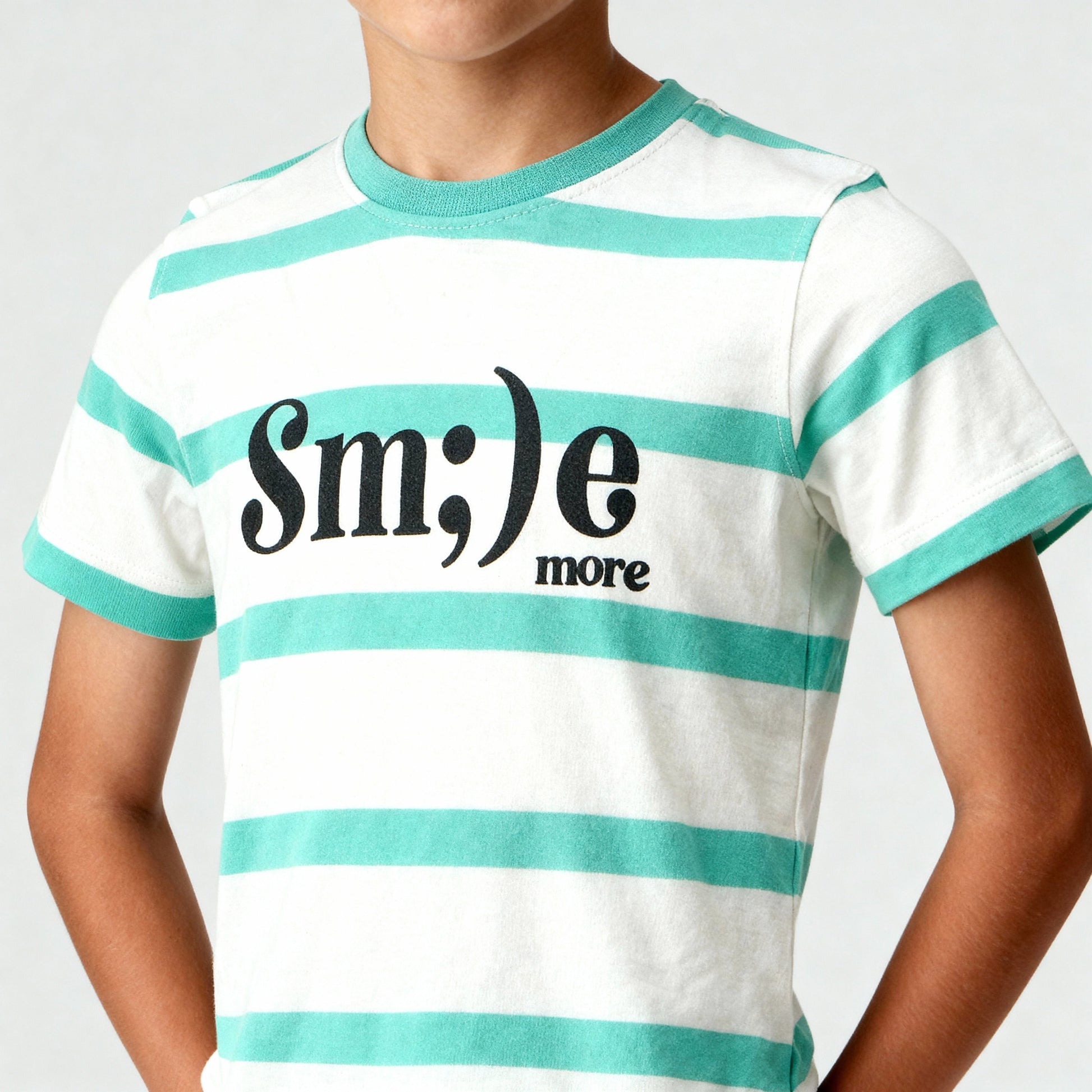 Boys Crew Neck Graphitee