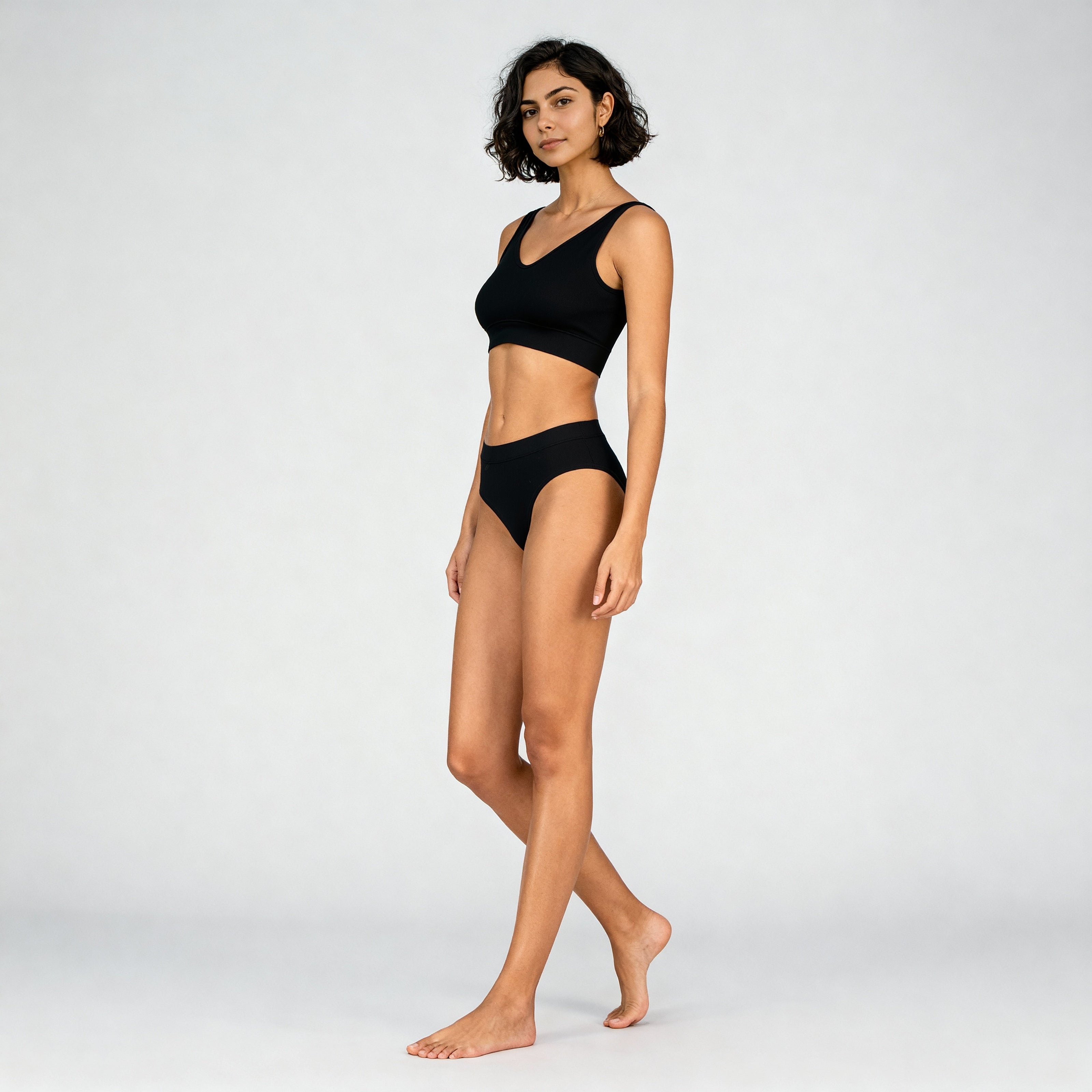 Full Coverage Seamless V-Neck Tank Bra