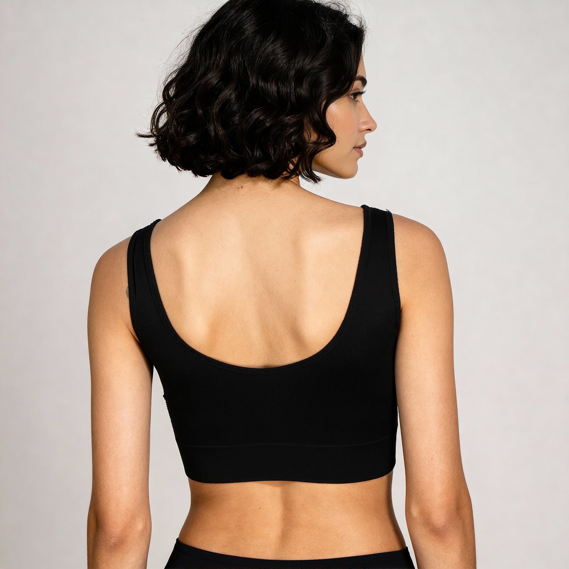 Full Coverage Seamless V-Neck Tank Bra