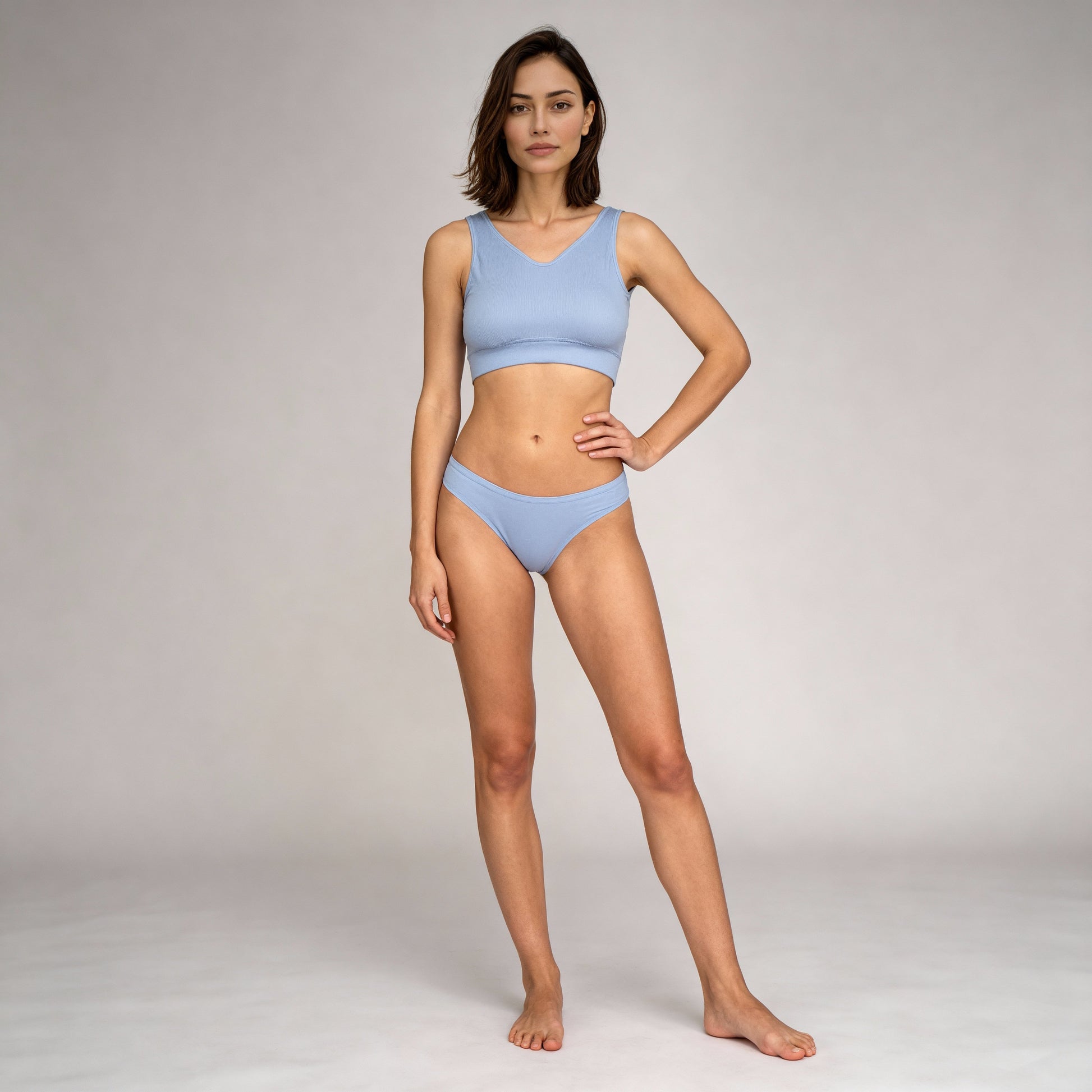 Full Coverage Seamless V-Neck Tank Bra