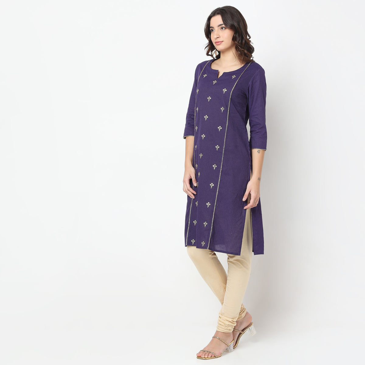 Straight Fit Embroidered Kurta