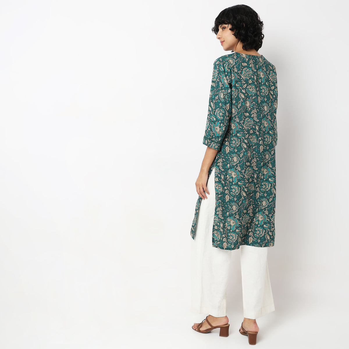 Straight Fit Printed Kurta