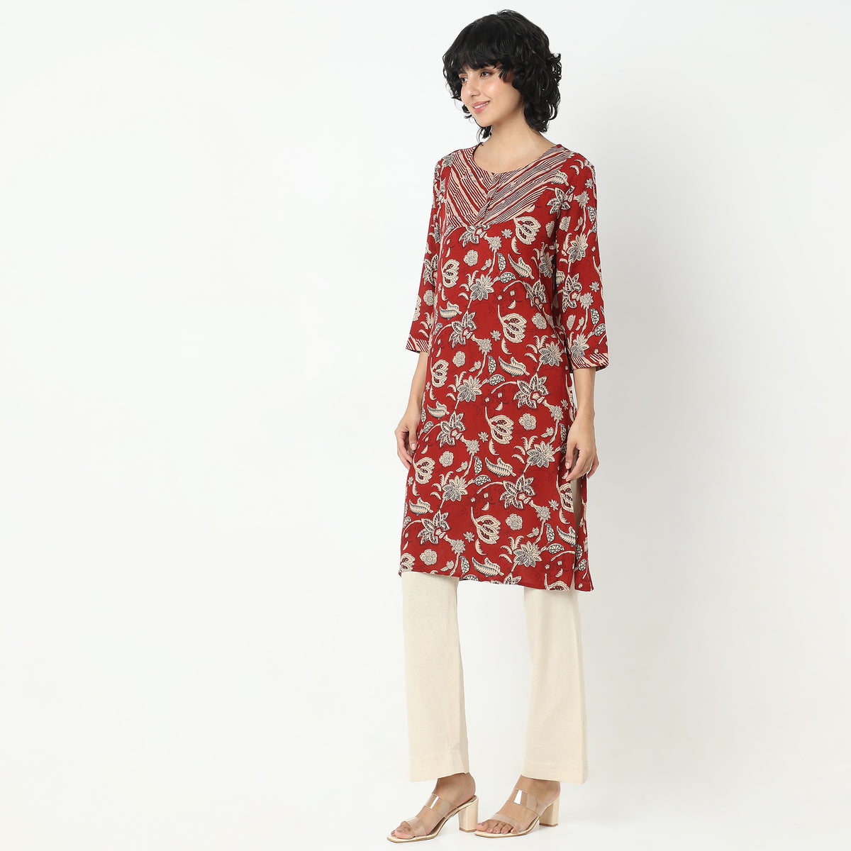 Straight Fit Printed Kurta