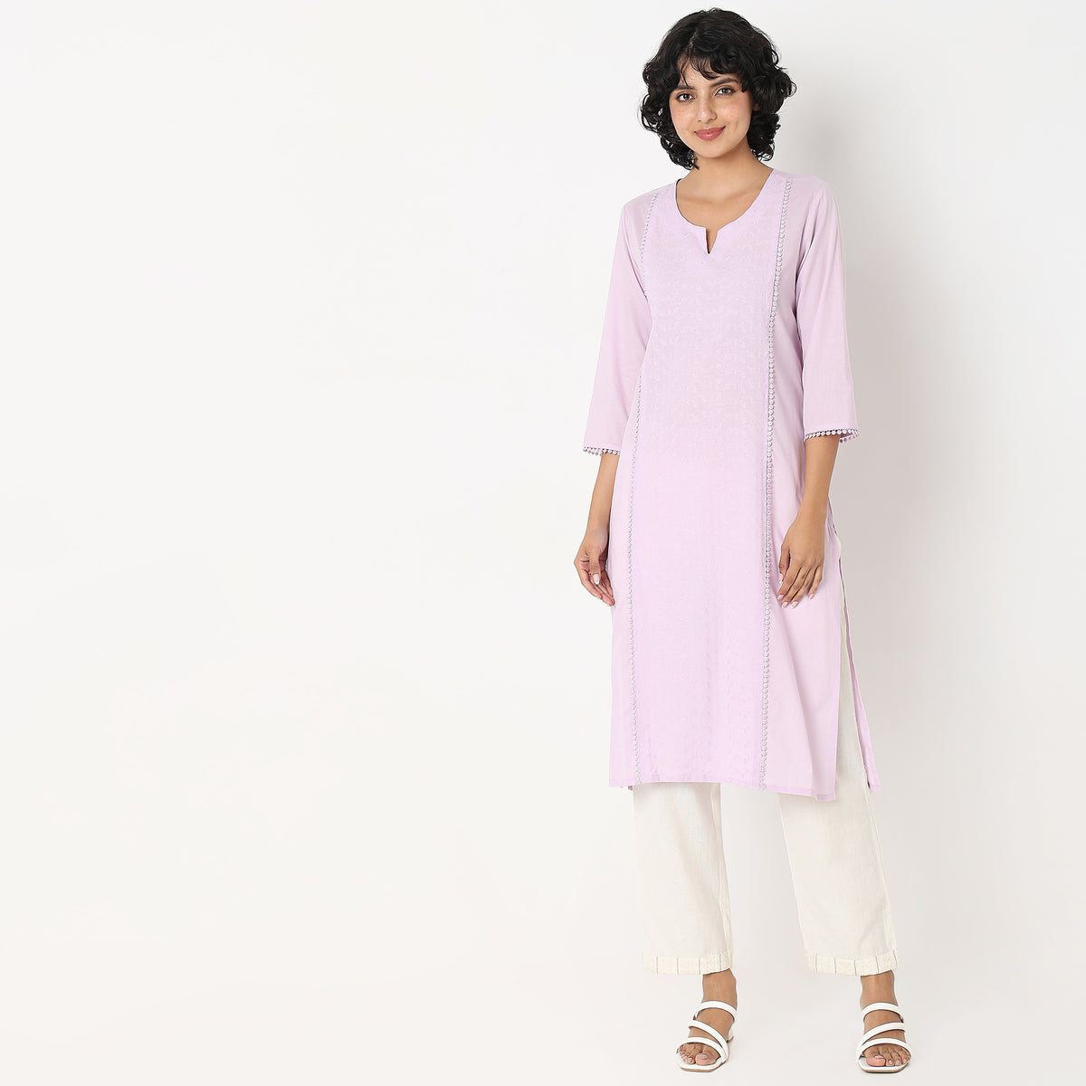 Straight Fit Embroidered Kurta