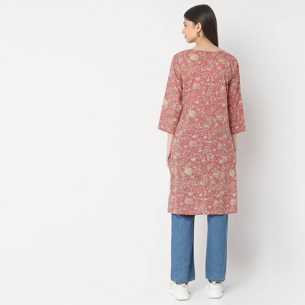 Straight Fit Floral Kurta