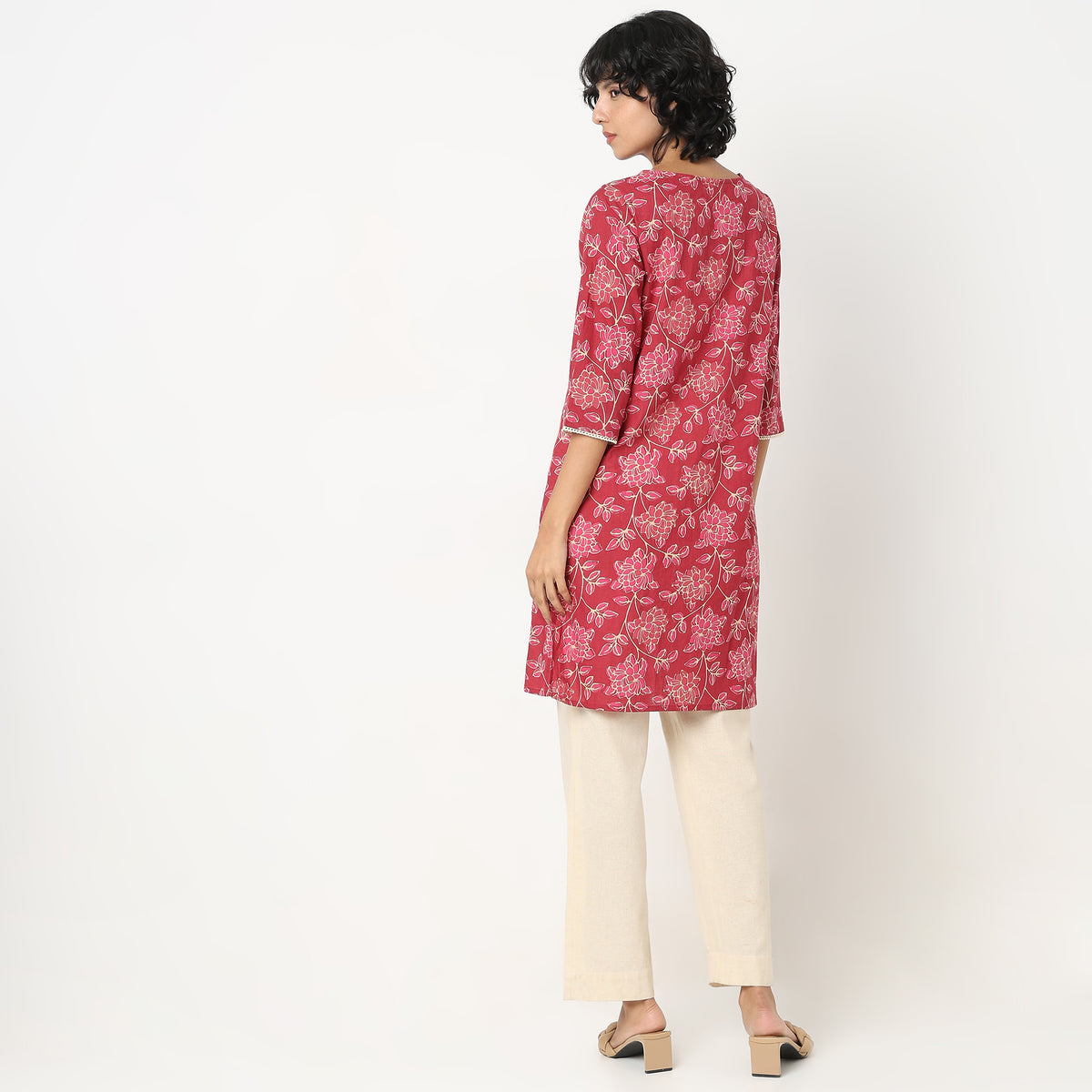 Straight Fit Floral Kurta