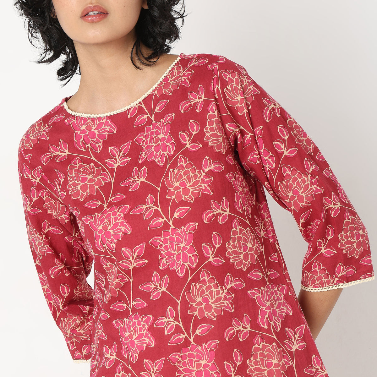 Straight Fit Floral Kurta