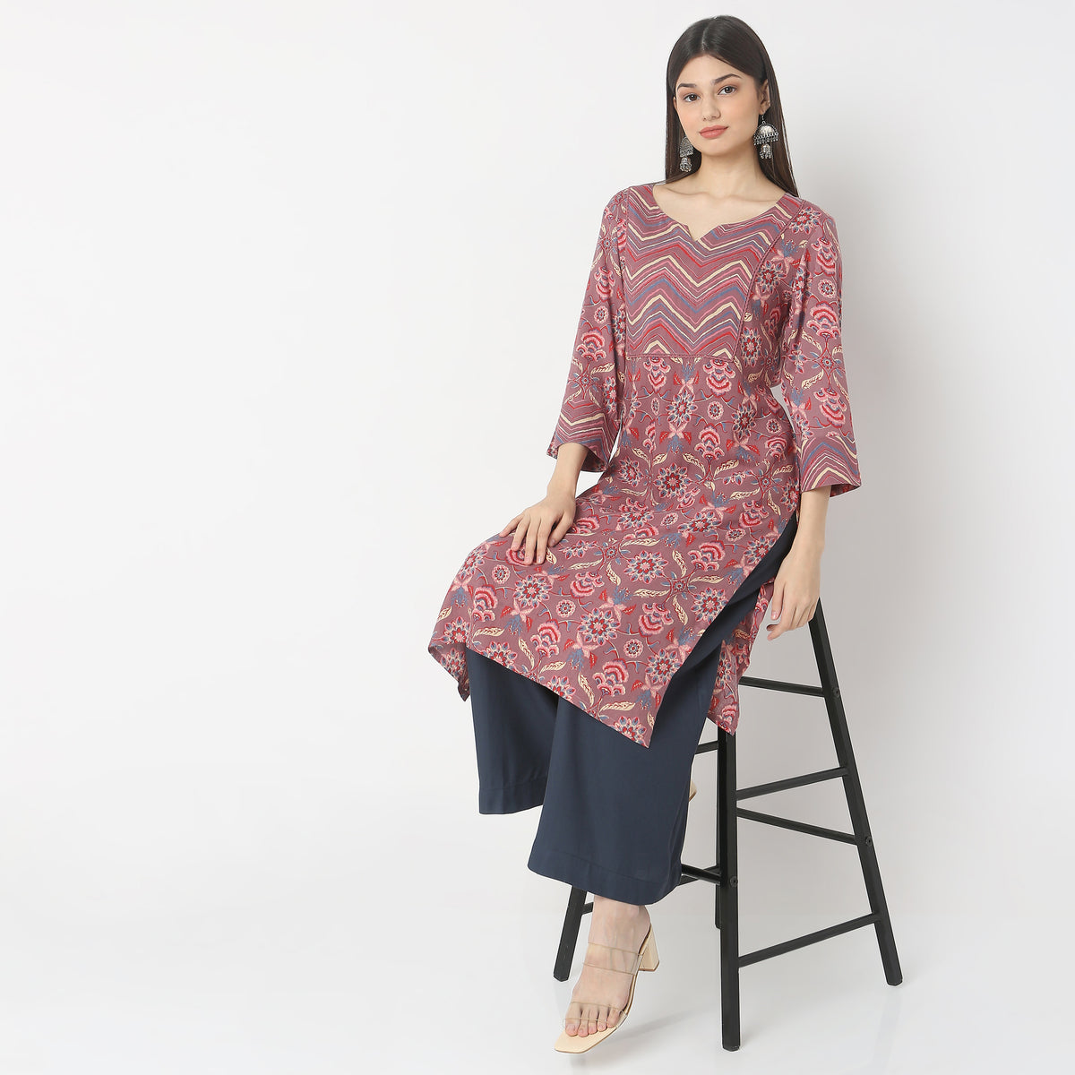 Straight Fit Printed Kurta