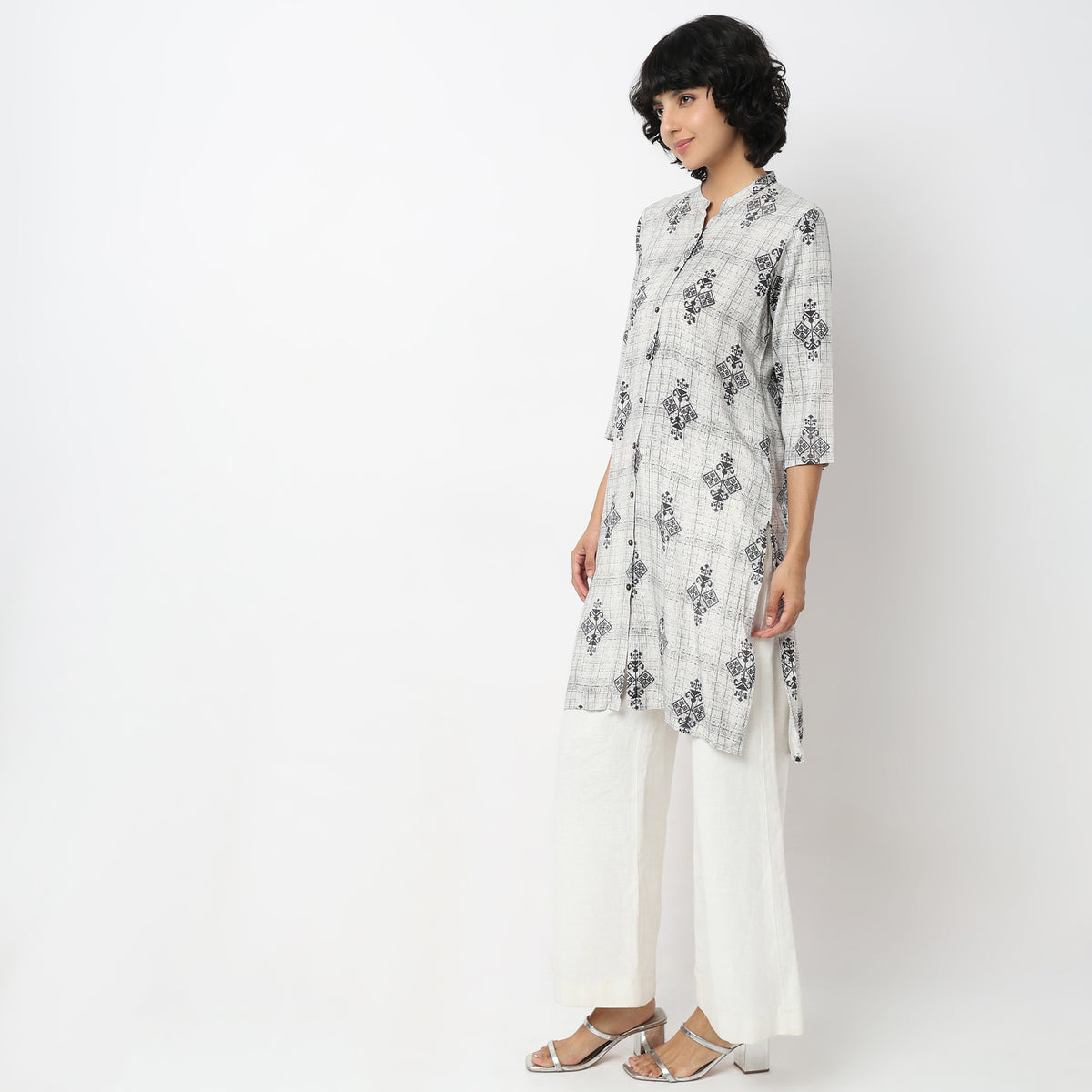 Straight Fit Printed Kurta