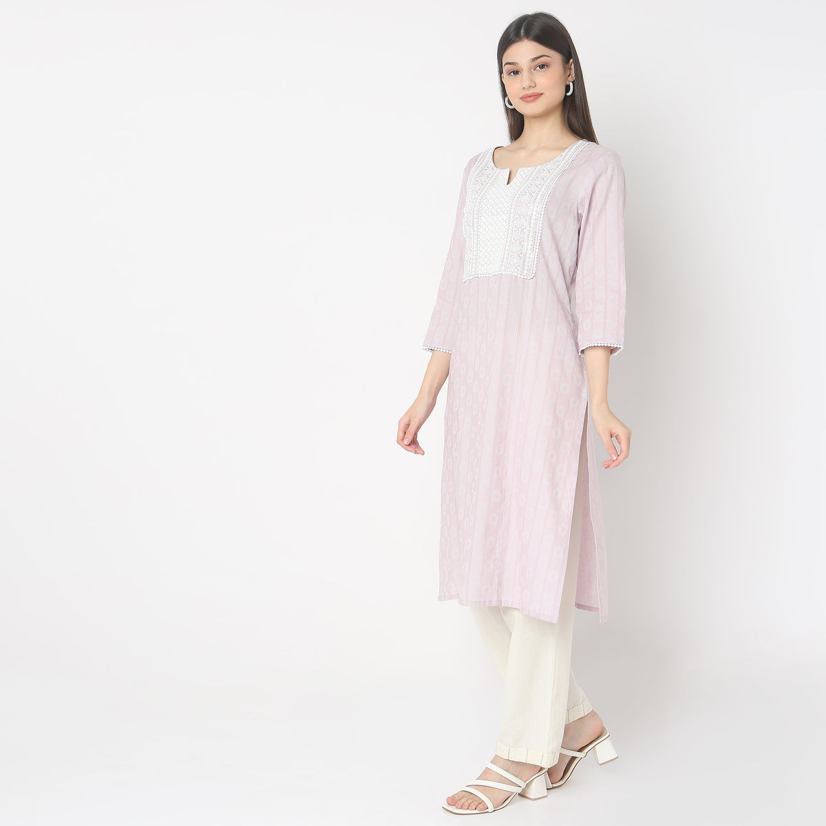 Straight Fit Embroidered Kurta