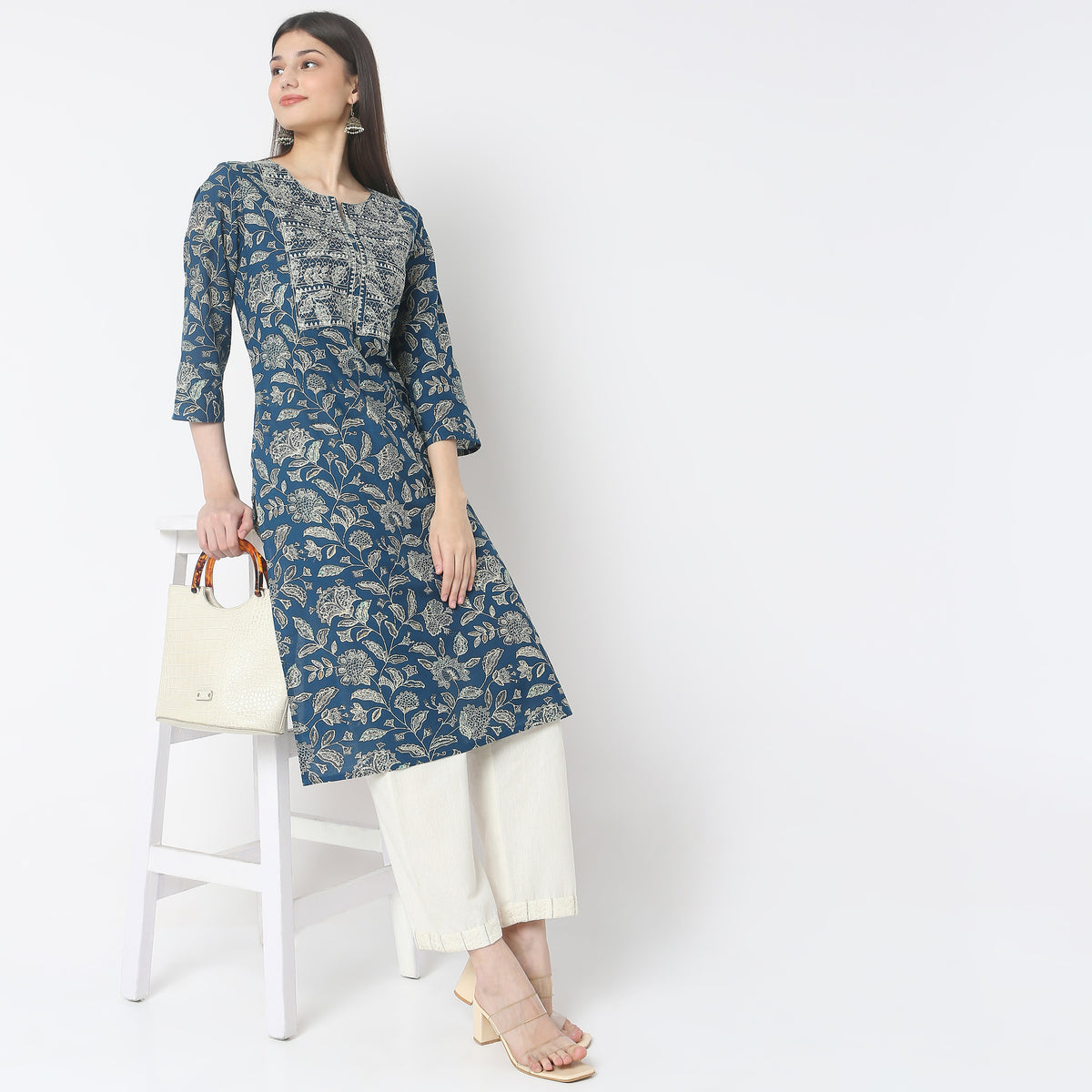 Straight Fit Printed Kurta