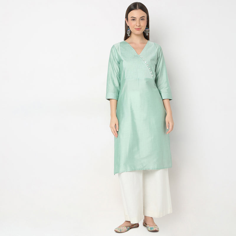 Regular Fit Solid Kurta