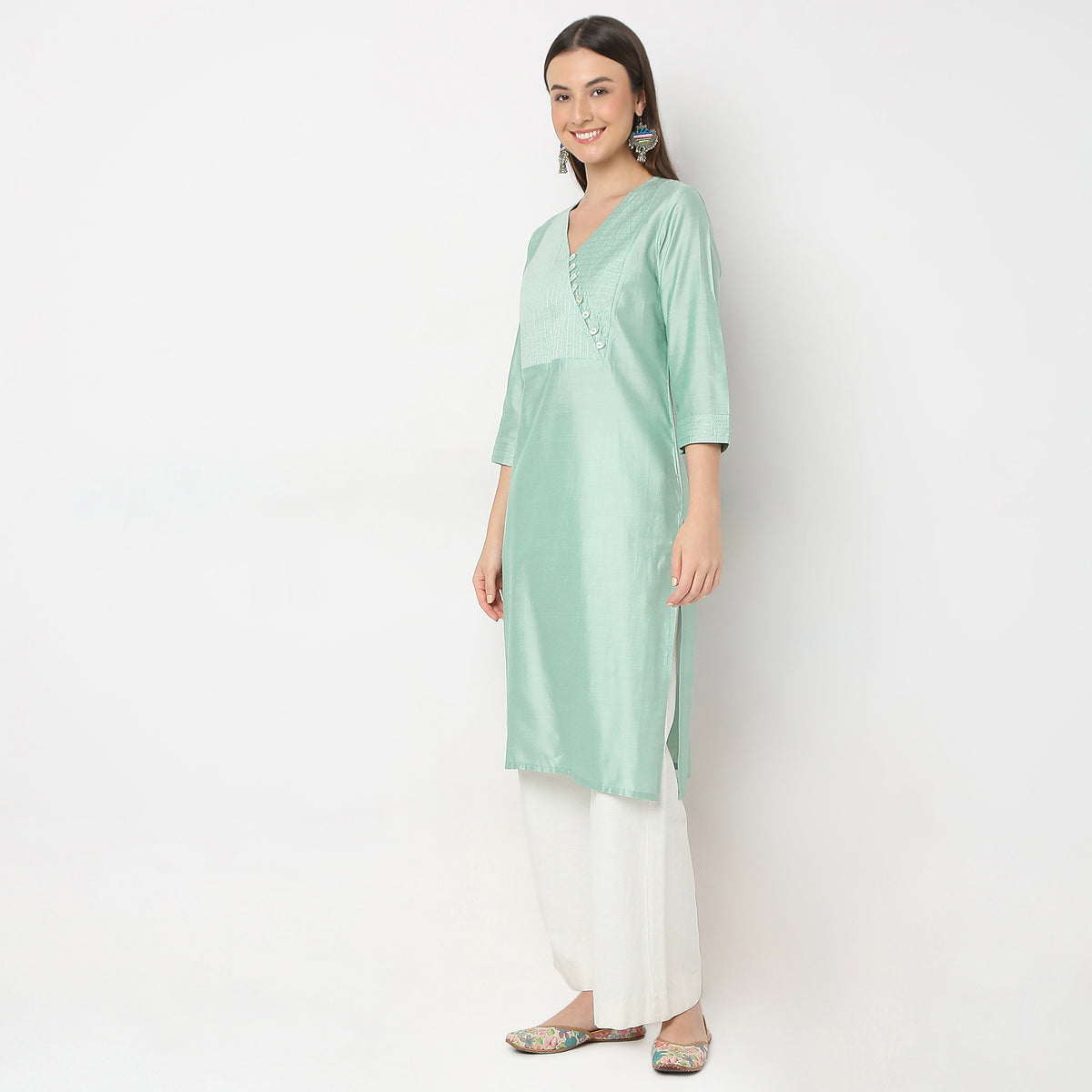 Regular Fit Solid Kurta