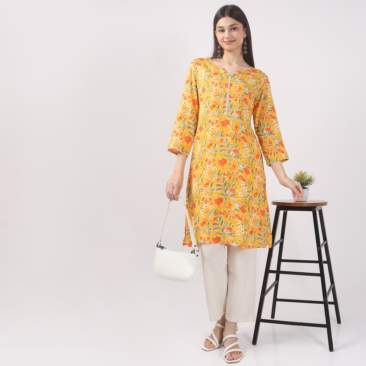 Straight Fit Printed Kurta