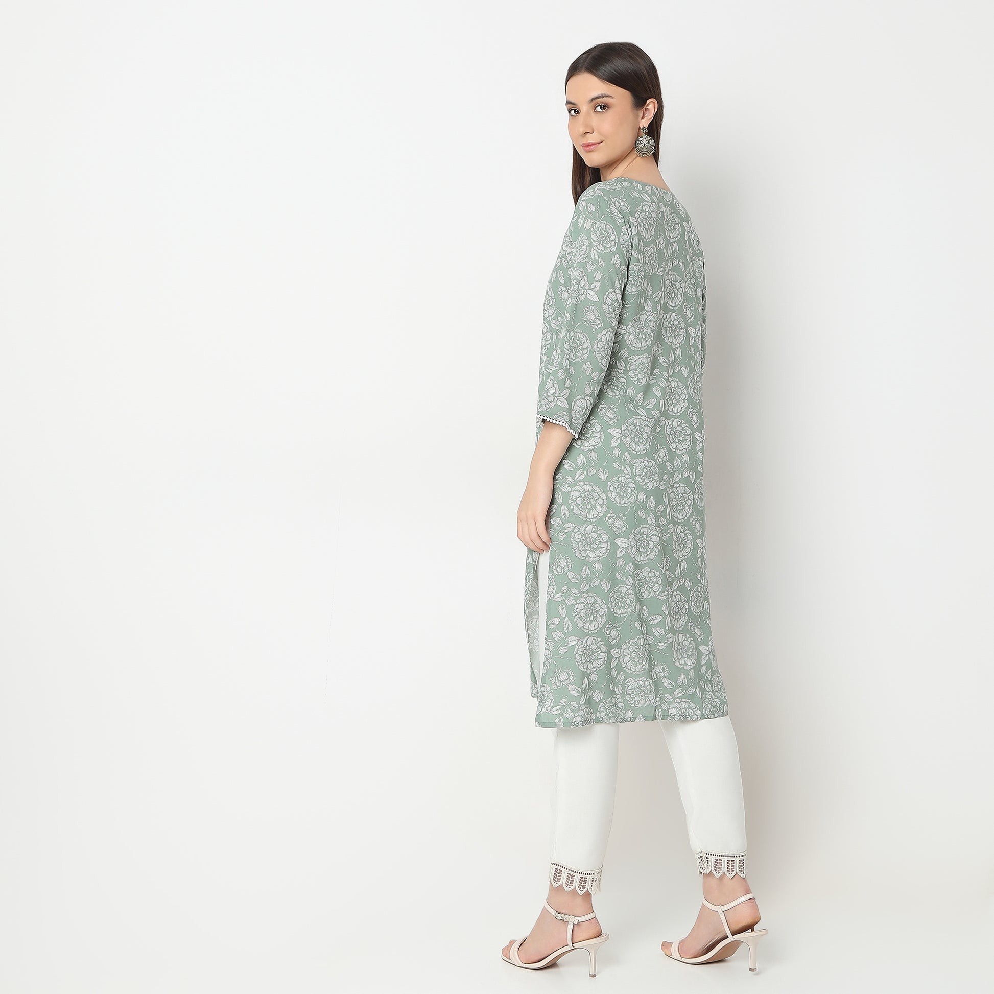 Straight Fit Printed Kurta