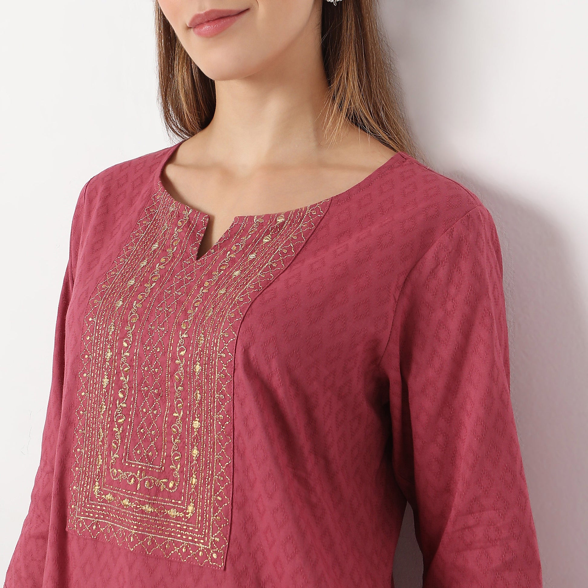 Embroidered Below Knee Length Straight Table Kurta