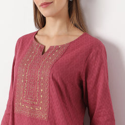 Embroidered Below Knee Length Straight Table Kurta