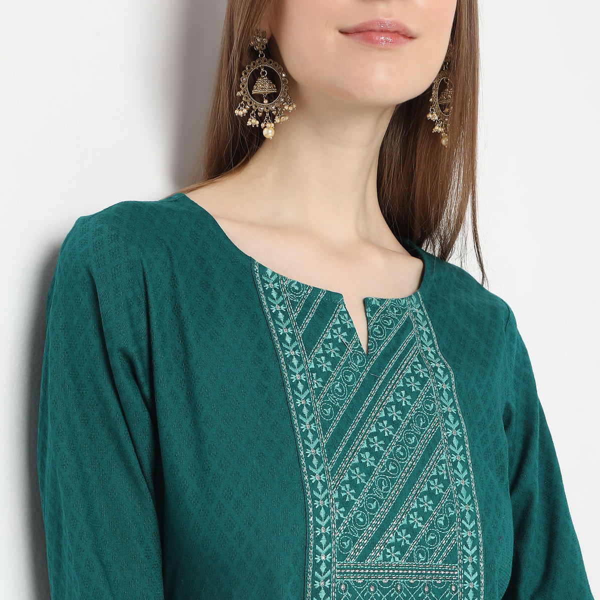 Embroidered Below Knee Straight Table Kurta