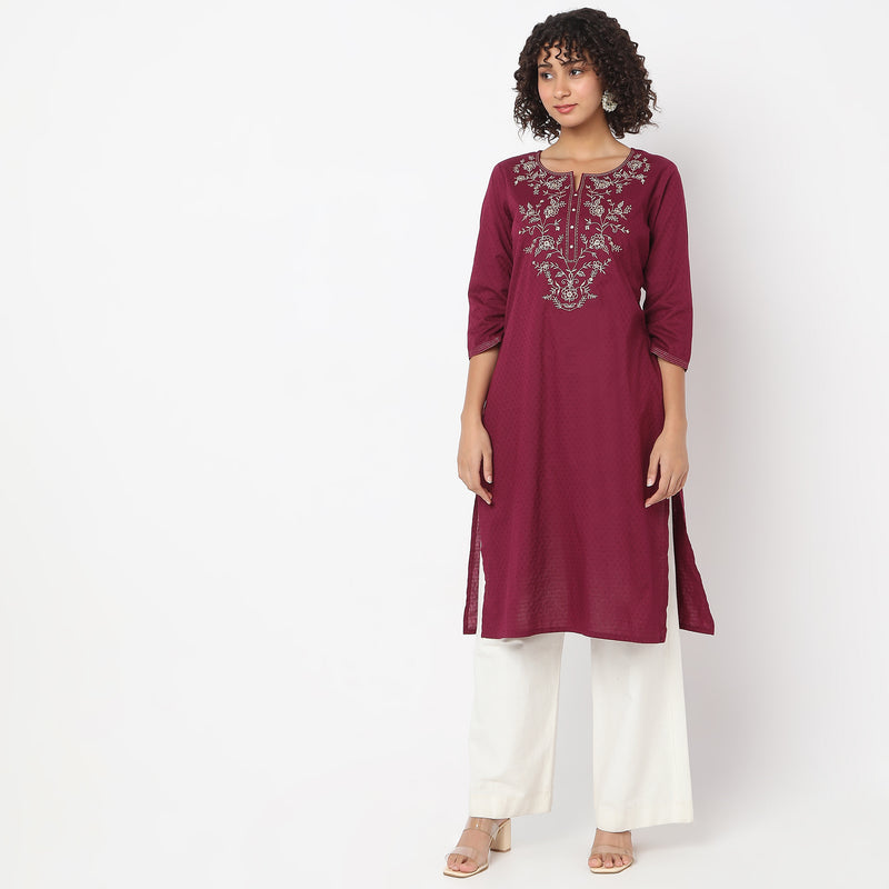 Regular Fit Embroidered Kurta