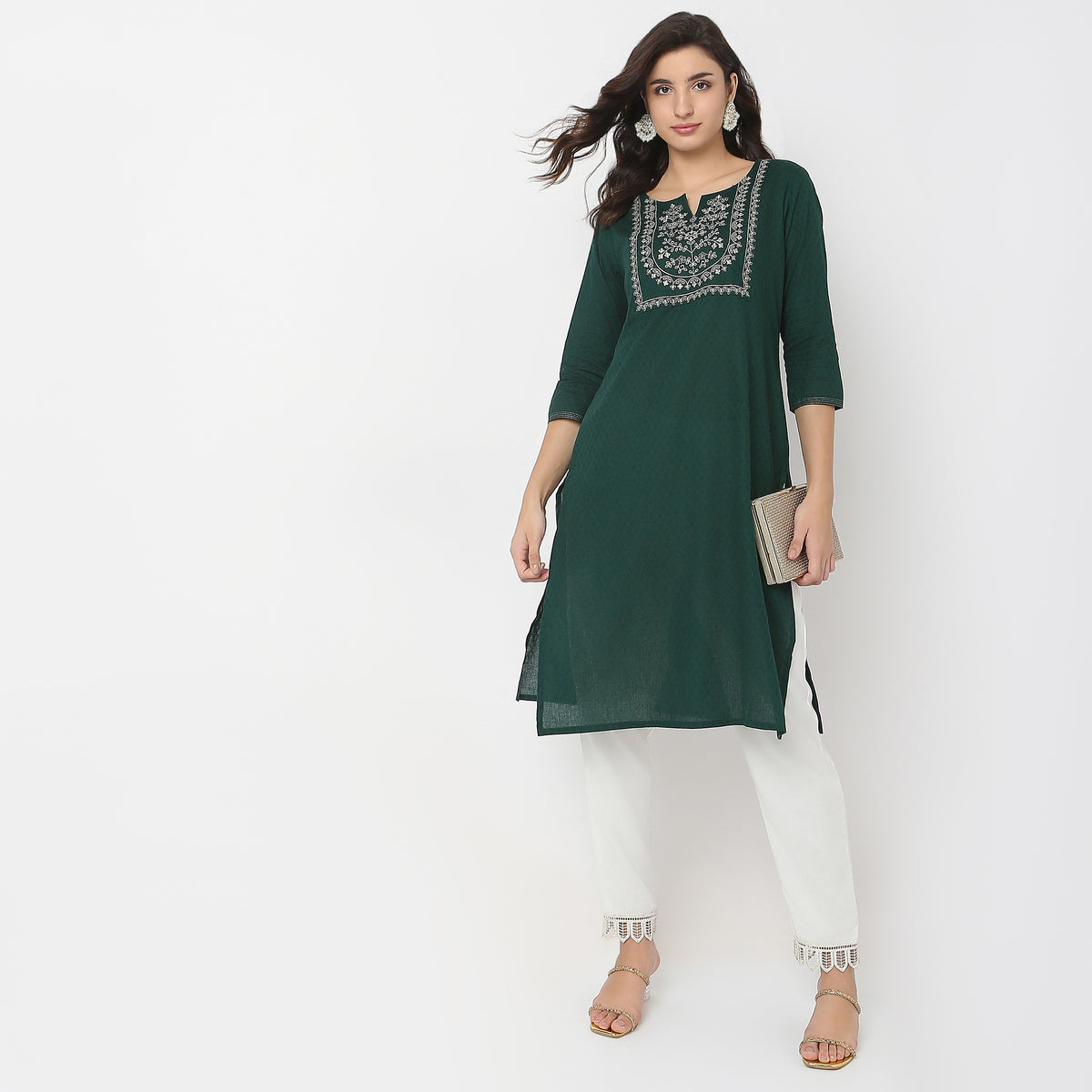 Regular Fit Embroidered Kurta