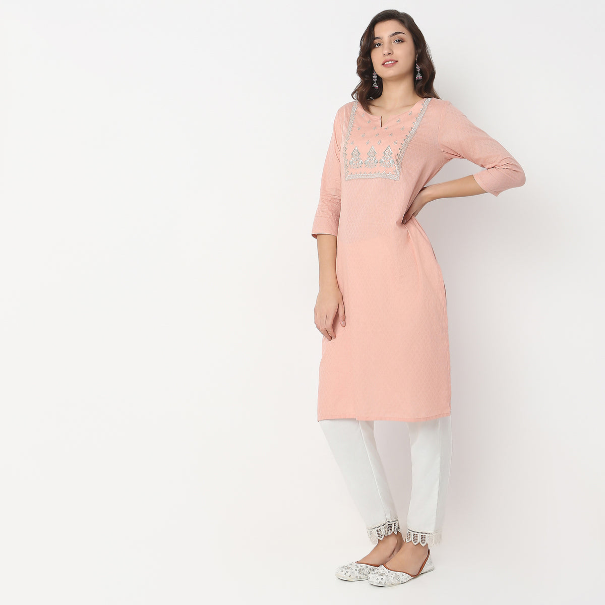 Straight Fit Embroidered Kurta