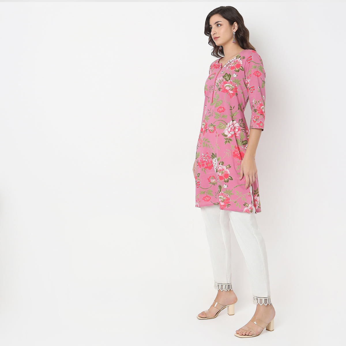 Straight Fit Floral Kurta