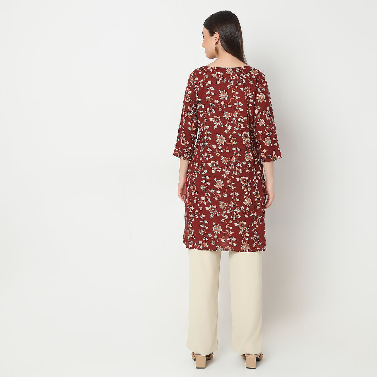 Straight Fit Floral Kurta