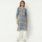 Straight Fit Floral Round Neck Knee Length Kurta