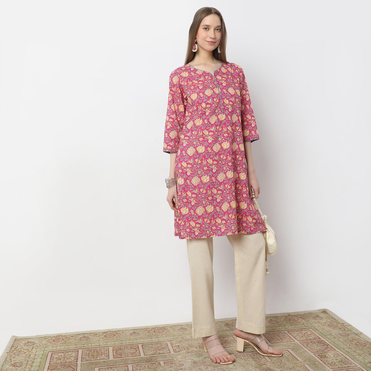 Floral Knee Length Printed Straight Fit Table Kurta