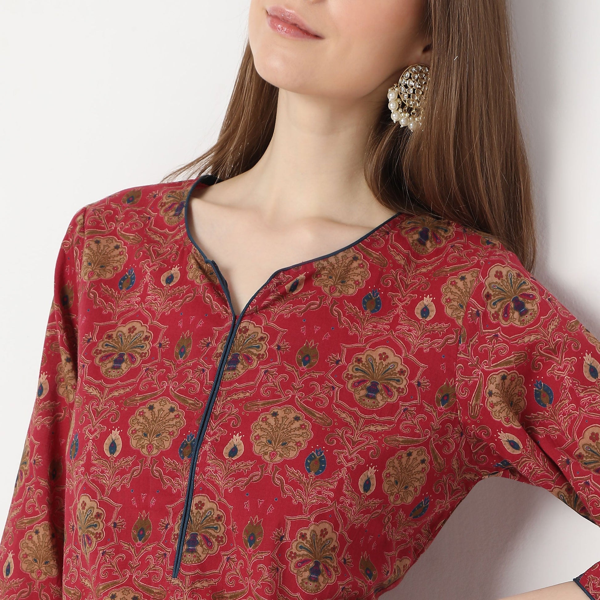 Straight Fit Floral Knee Length Band Collar Table Kurta