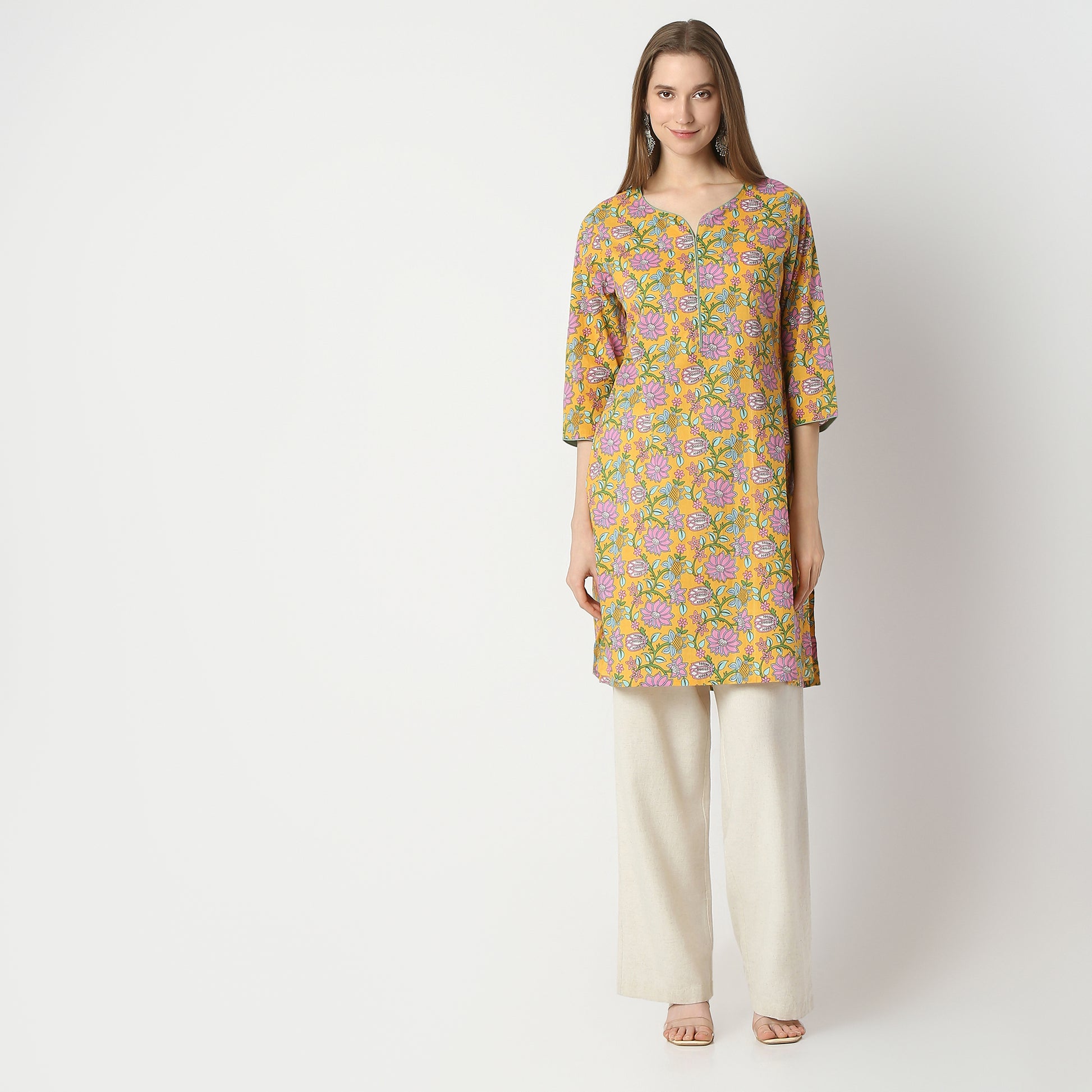 Straight Fit Floral Knee Length Kurta