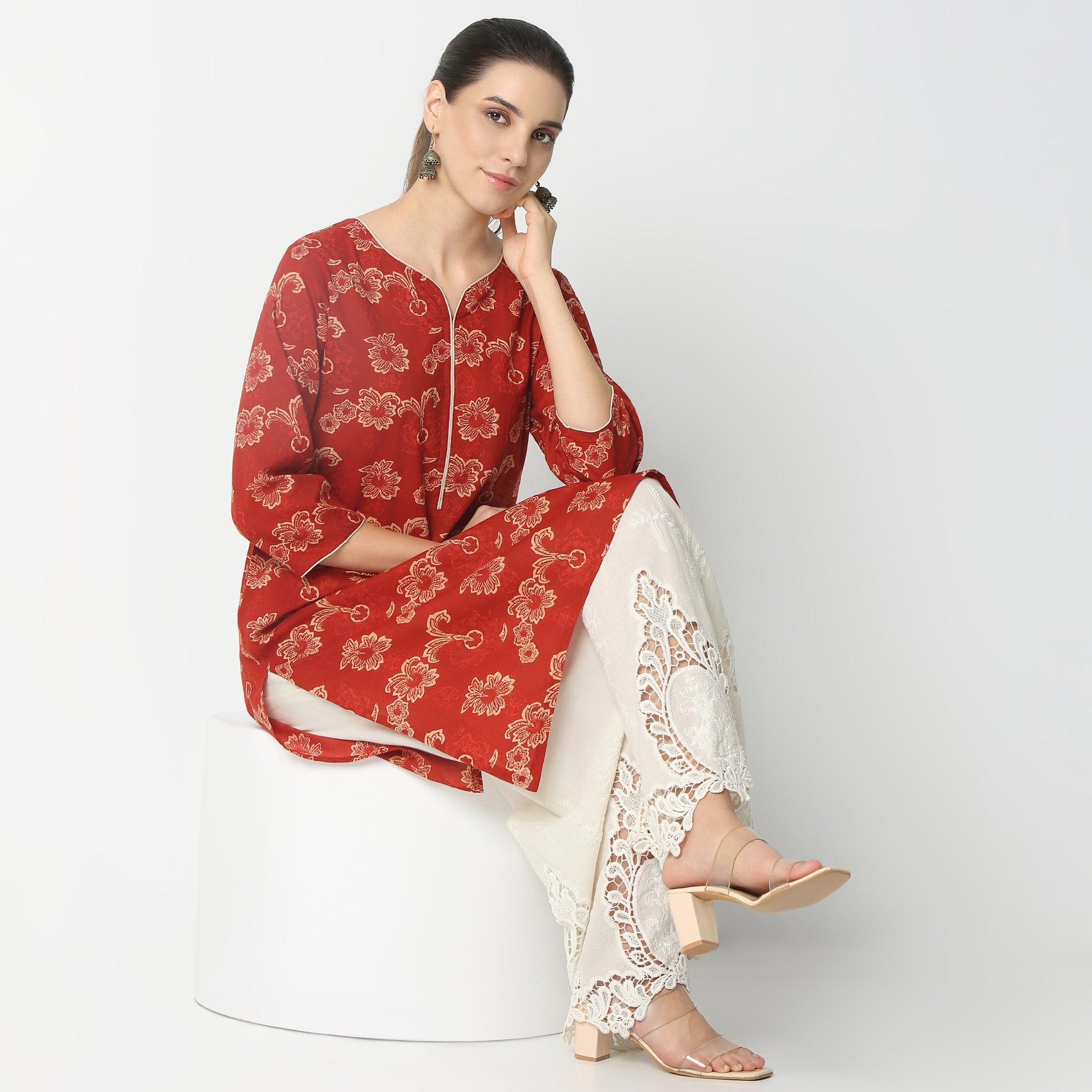 Straight Fit Floral Knee Length Kurta