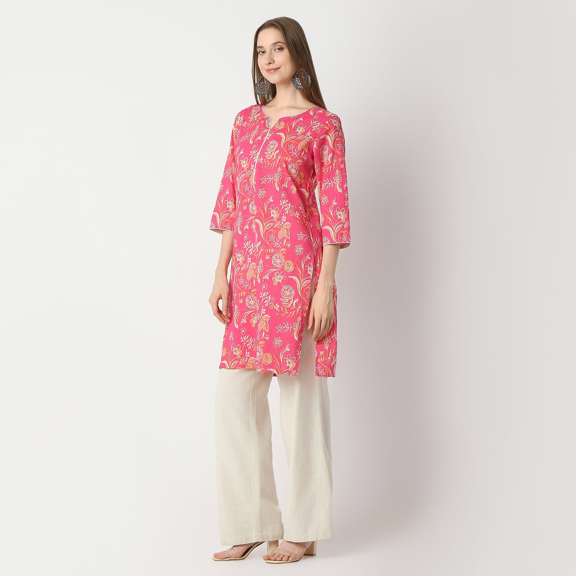 Straight Fit Floral Knee Length Kurta