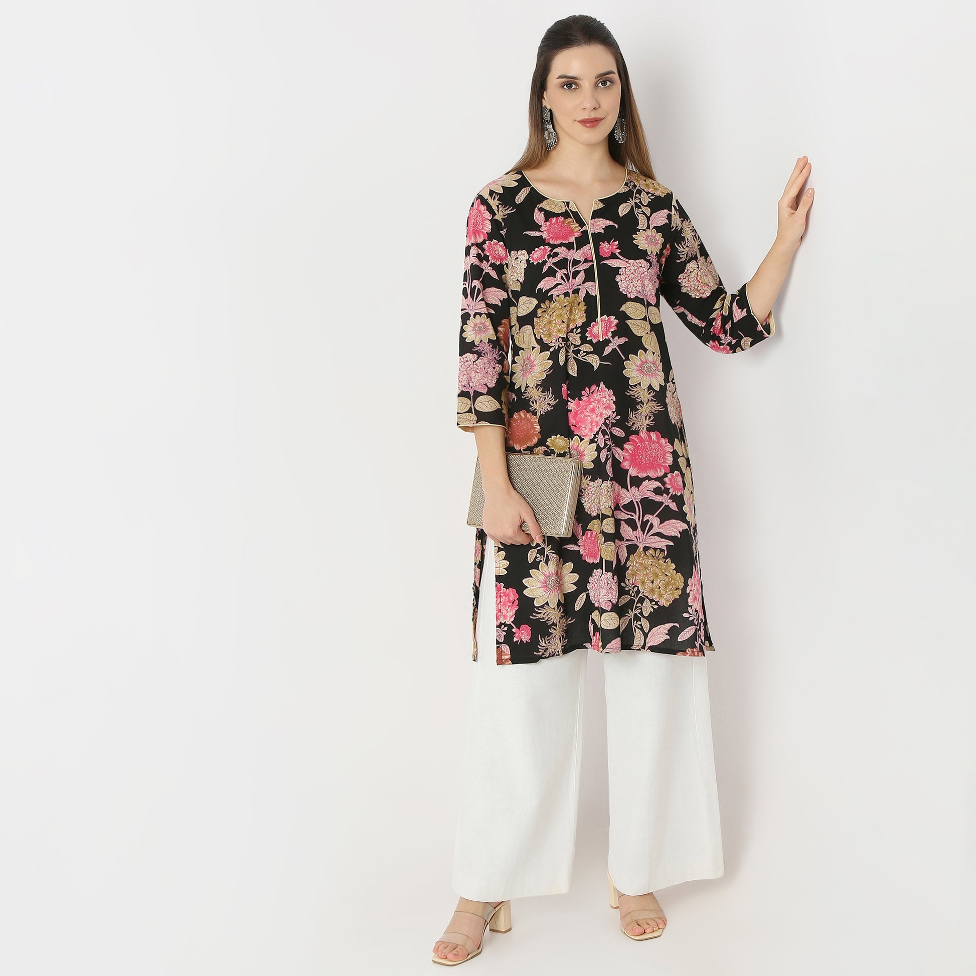 Straight Fit Floral Knee Length Kurta